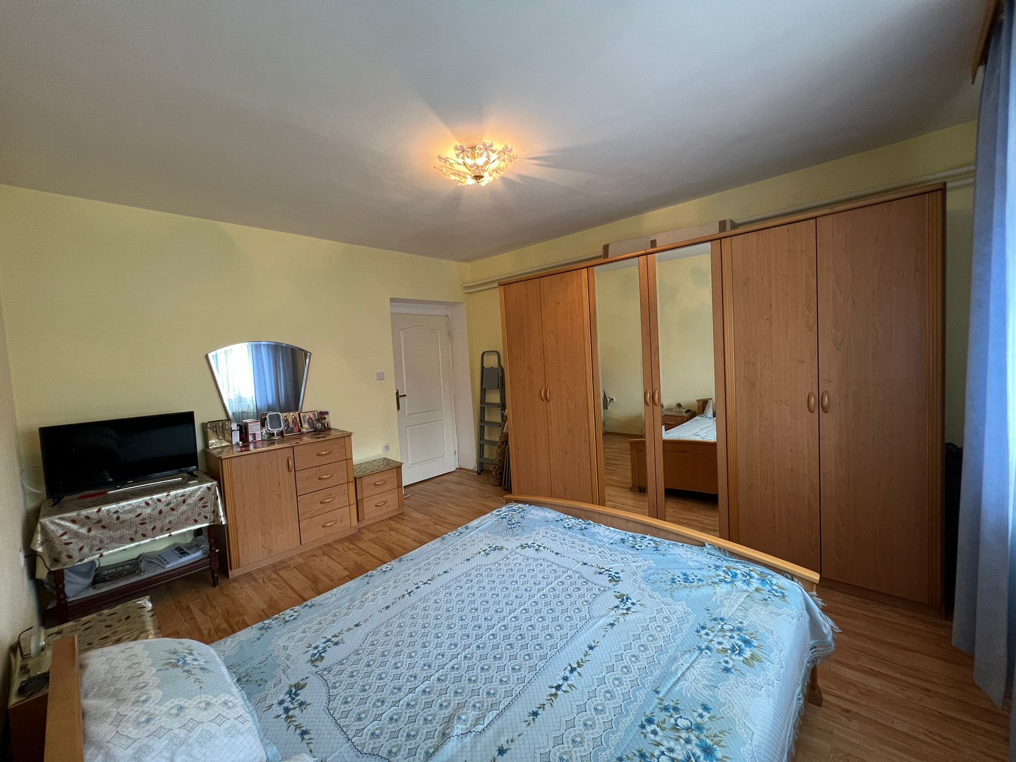 Dvosoban  renoviran stan na prodaju 5