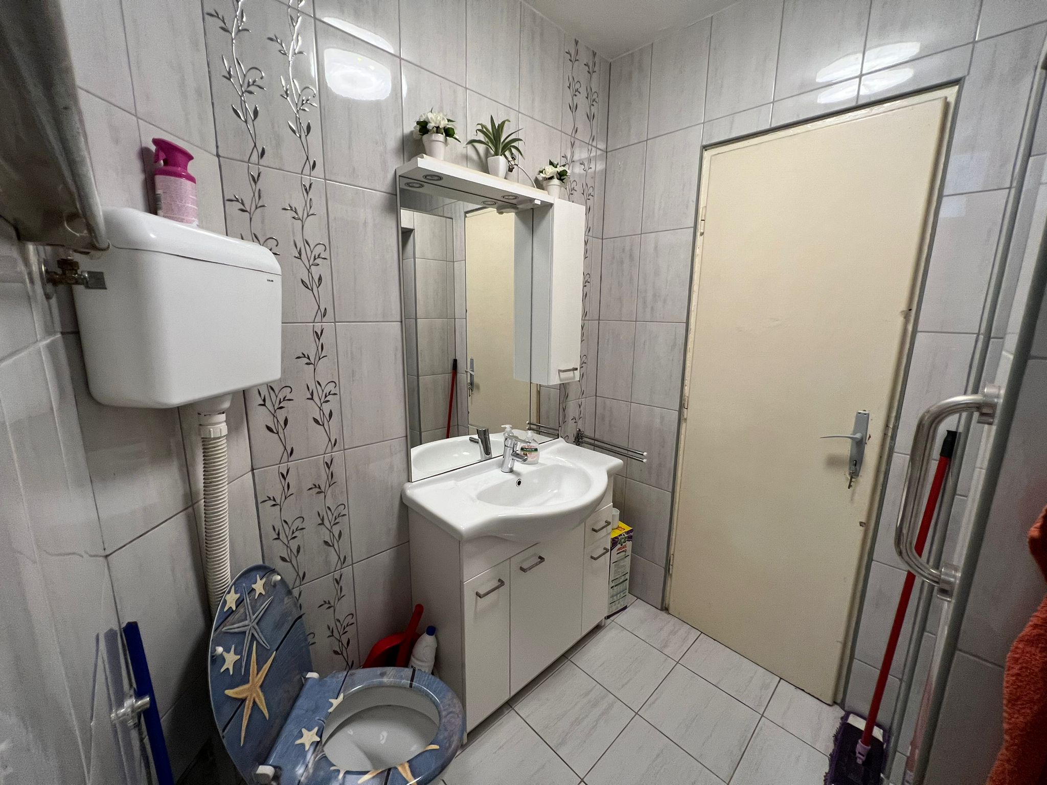 Dvosoban  renoviran stan na prodaju 4