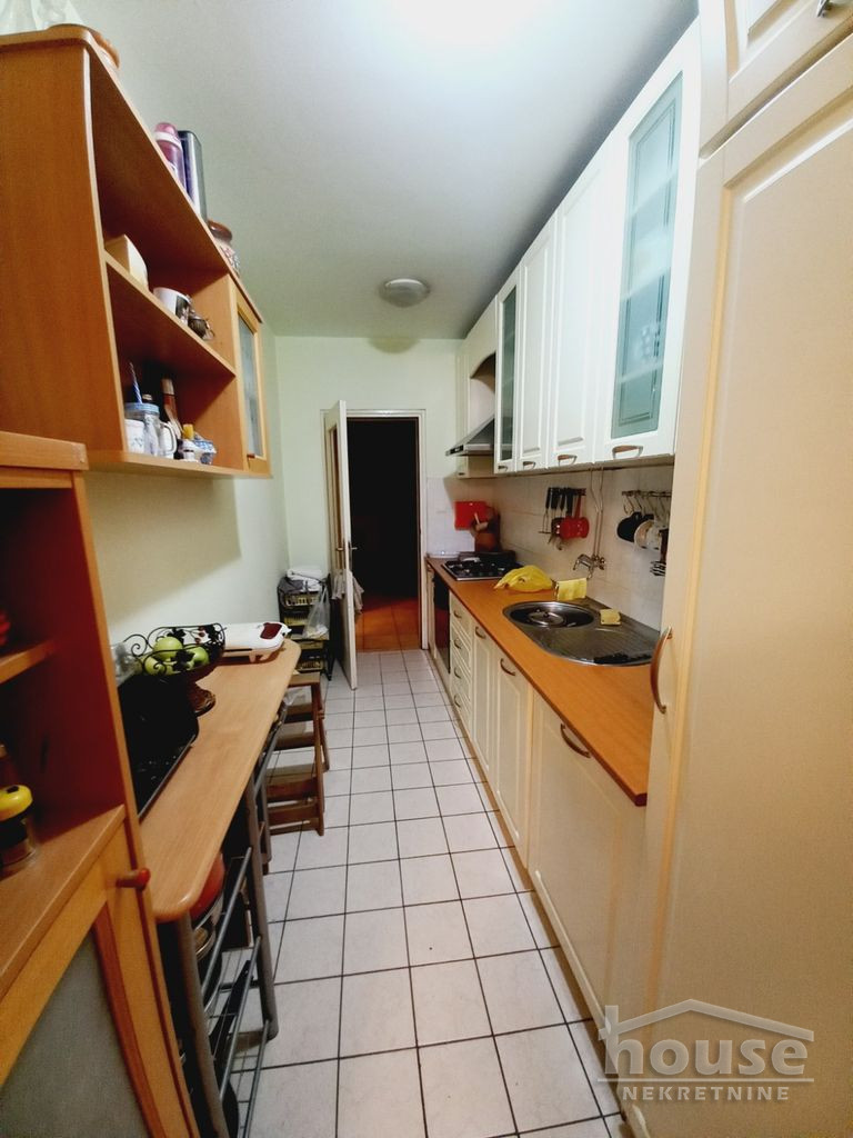 Stan,NOVI SAD,BULEVAR 83m2,196630€ , ID: 1060748 11