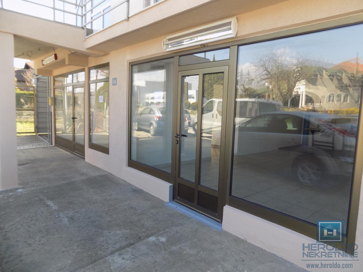 Lokal za izdavanje u neposrednoj blizini autoputa E-75 2