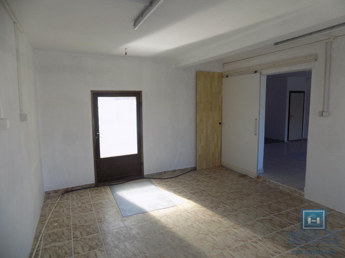 Lokal za izdavanje u neposrednoj blizini autoputa E-75 3