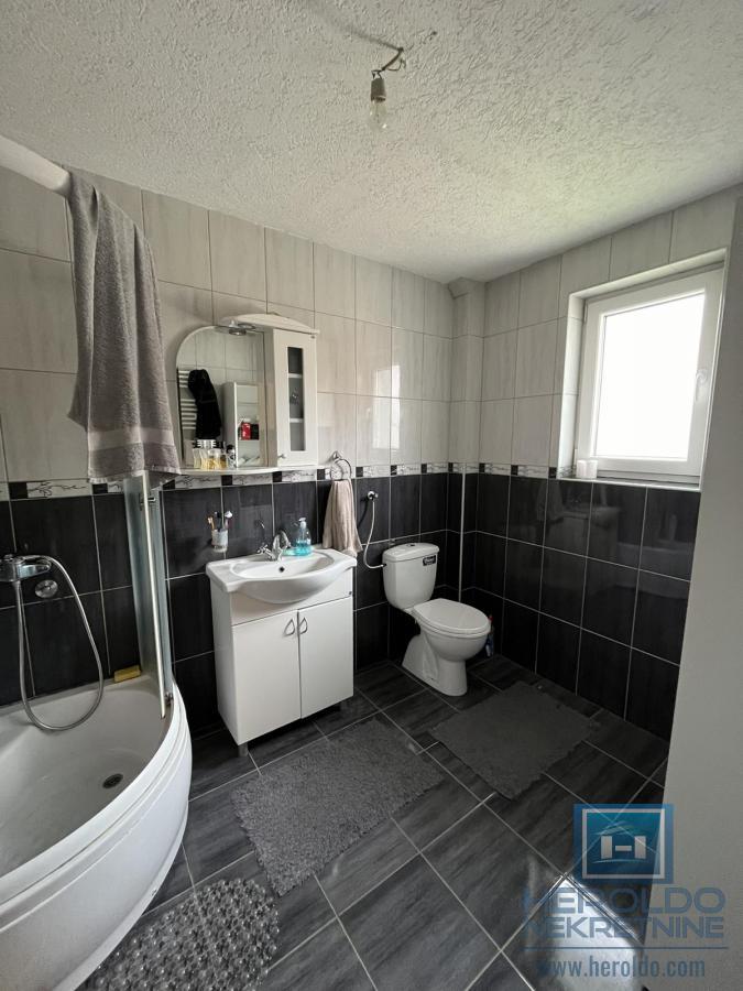 Kuća novijeg datuma kod Akva parka 18