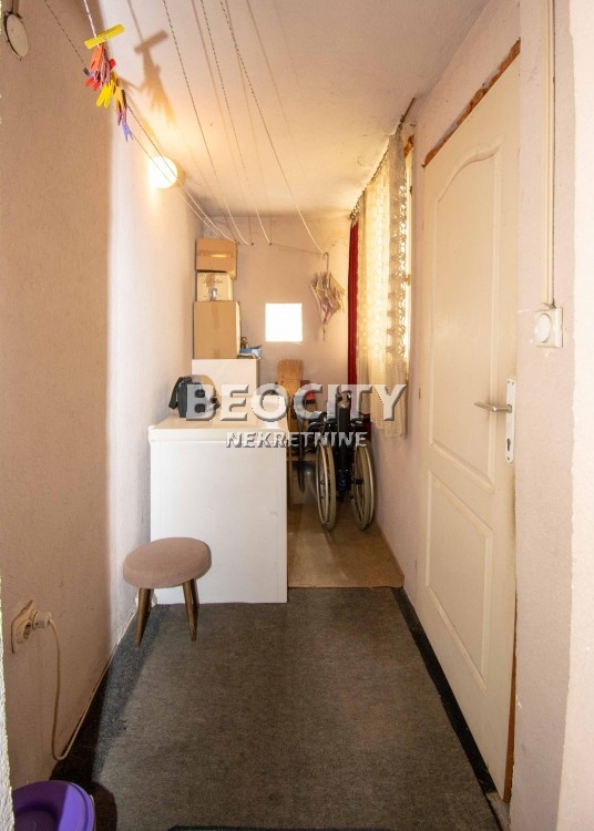 četvorosoban stan, 91 m2, Petlovo brdo, Omladinsko šetalište ID: 108276 3