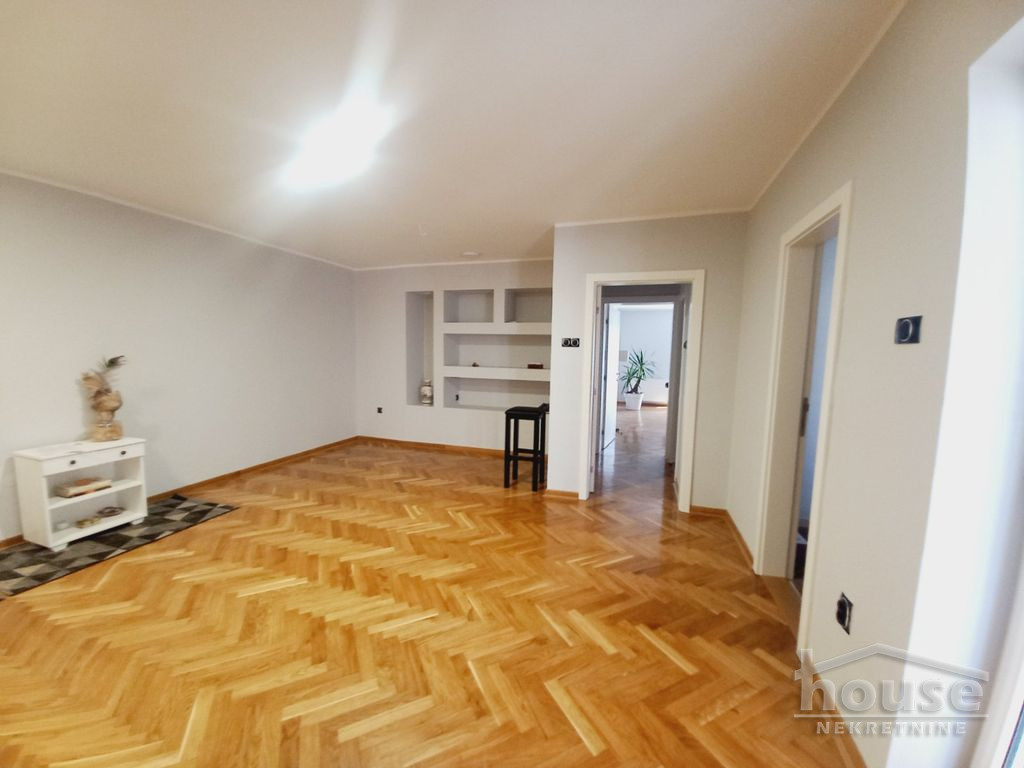 Stan,NOVI SAD,CENTAR 65m2,167380€ , ID: 1060961 15
