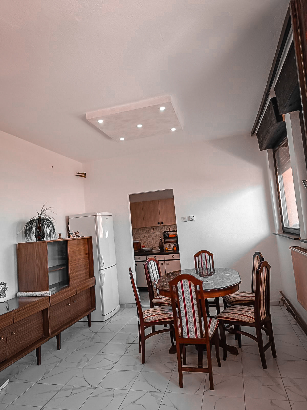 Prostrano i Moderno Prizemlje u Trospratnoj Kući   Krusevac 6