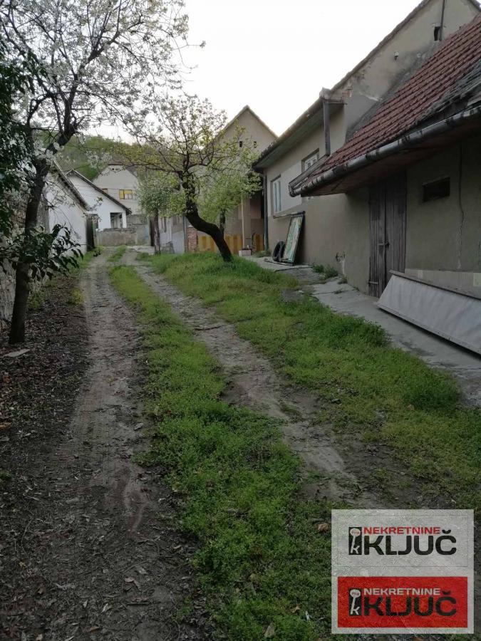 Beočin,kuća, 74 m2, Uknjižena! 8