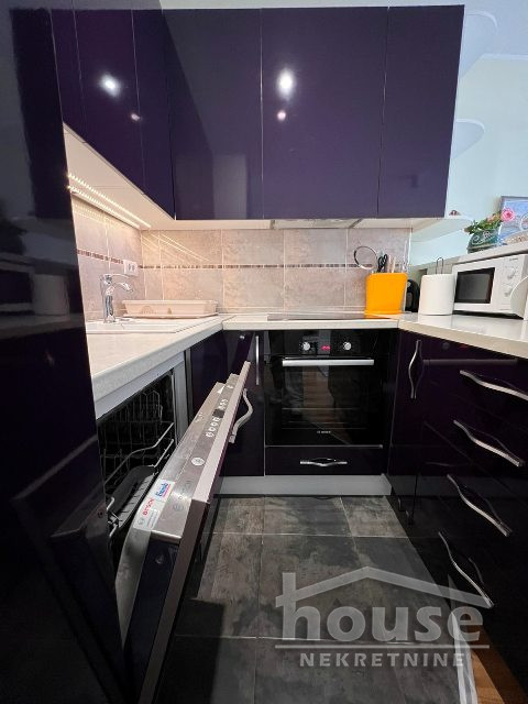 Stanovi,NOVI SAD,CENTAR 84m2,1300€ , ID: 9115004 7