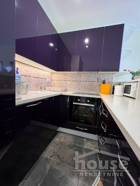 Stanovi,NOVI SAD,CENTAR 84m2,1300€ , ID: 9115004 6