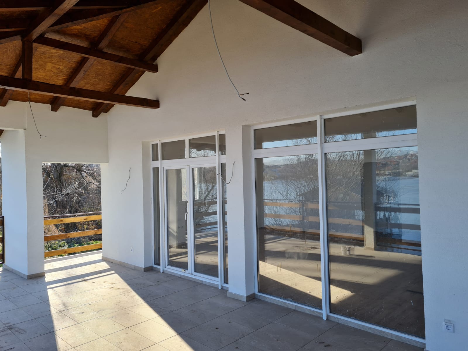 Prodajem sojenicu na Savi 2