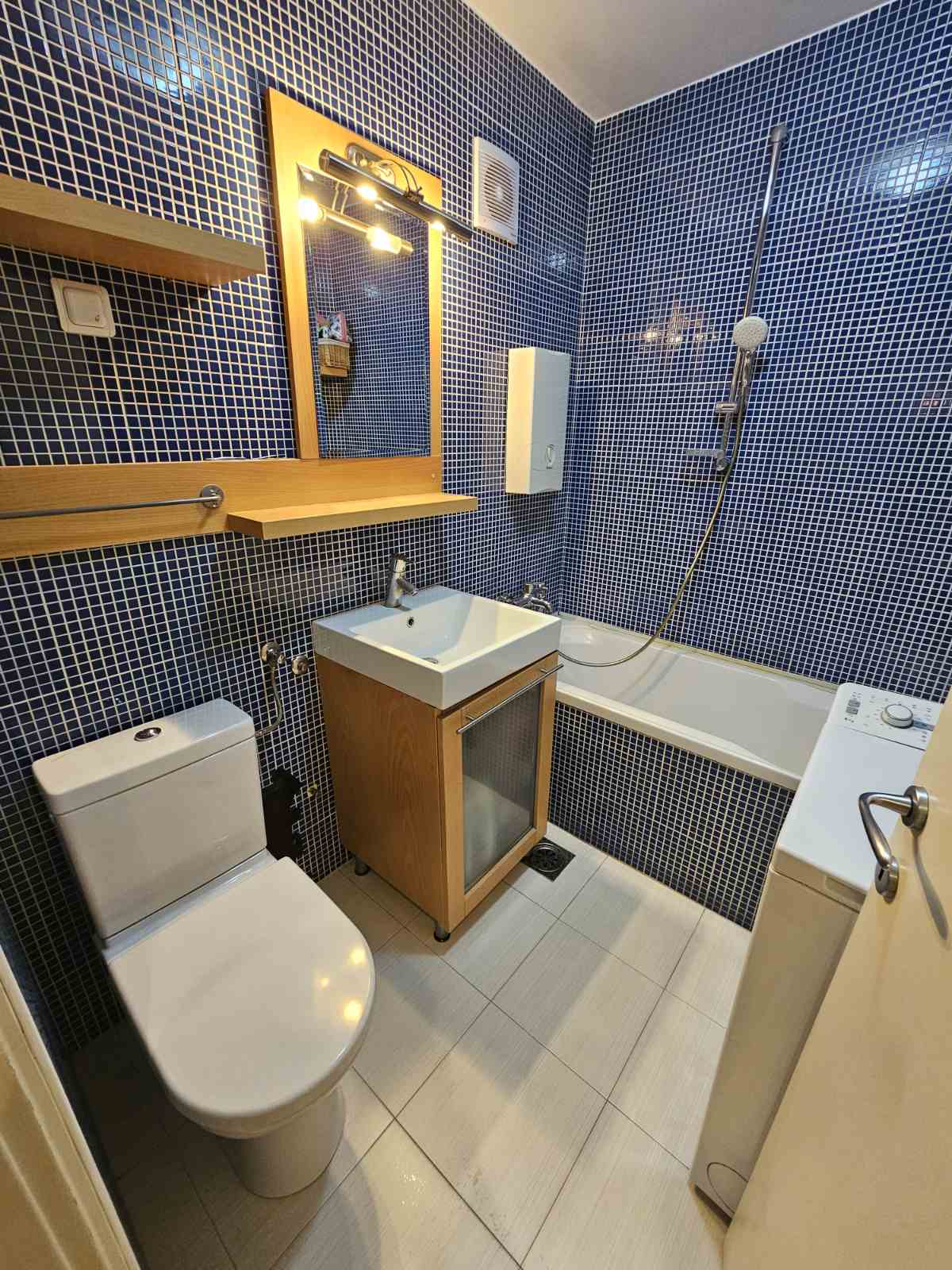 Top stan preko puta A bloka 3