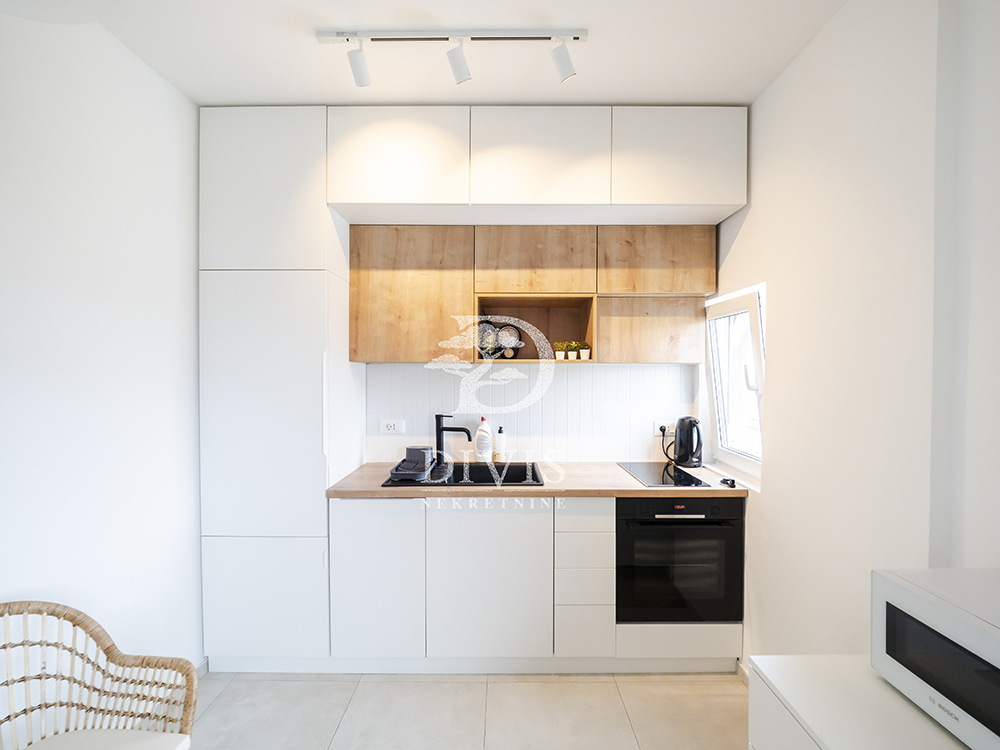 Prodajemo stan u Palmotićevoj  Atelje 212 56m² 4