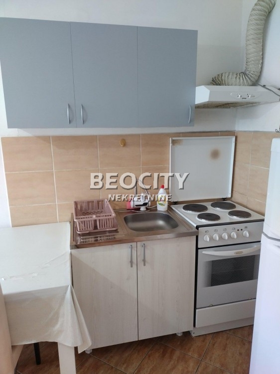 Dvosoban stan, 40 m2, Novi Sad, Jovana Subotića ID: 108302 2