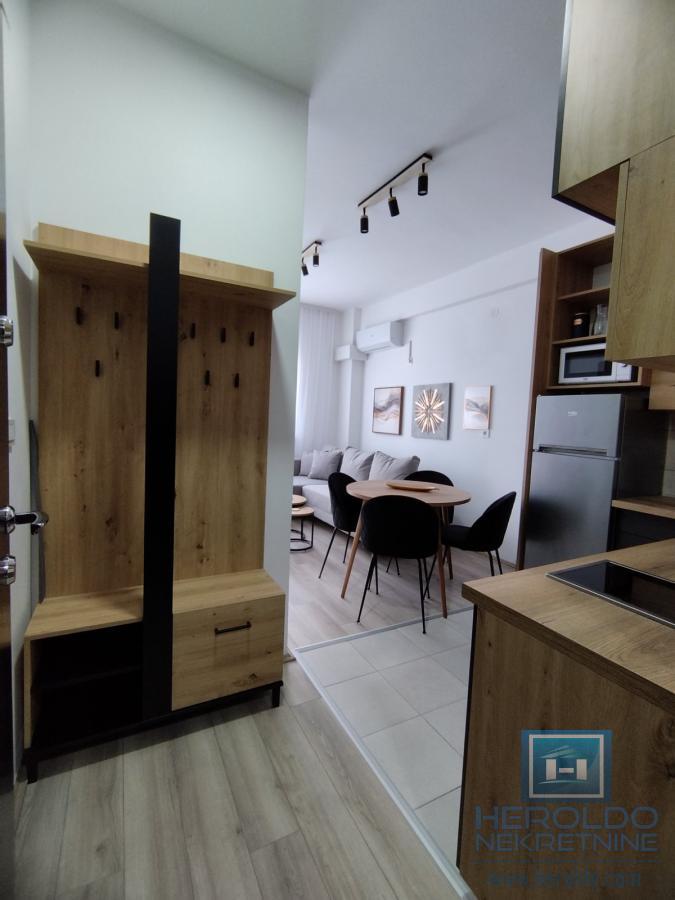 Stan kod Akva parka 8