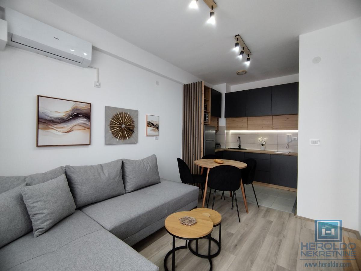 Stan kod Akva parka 1