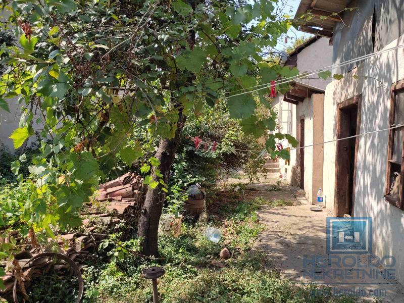 Stara kuća za rušenje 13