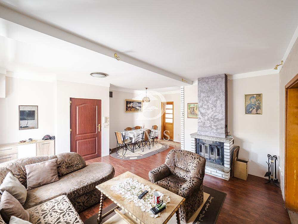 Prodajemo stan u Budimskoj  Botanička bašta  76m² 2