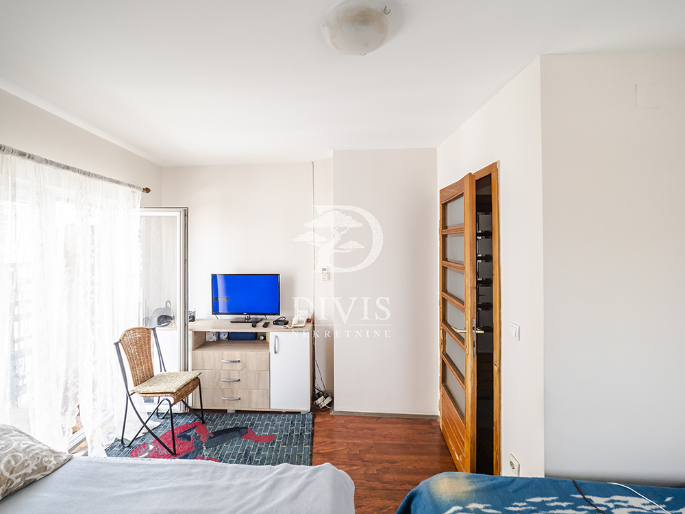 Prodajemo stan u Budimskoj  Botanička bašta  76m² 5