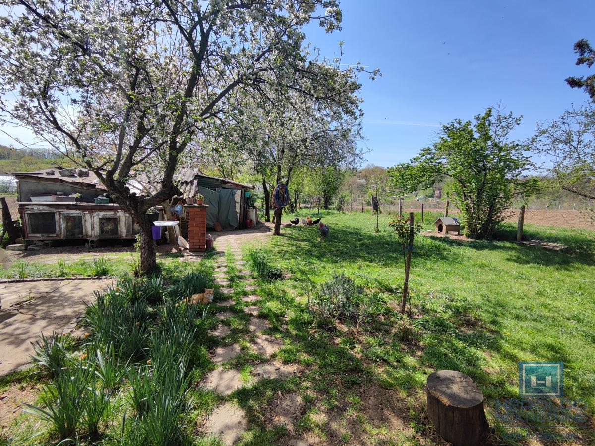 Na prodaju kuća idealna kao vikendica u selu Deonica 10