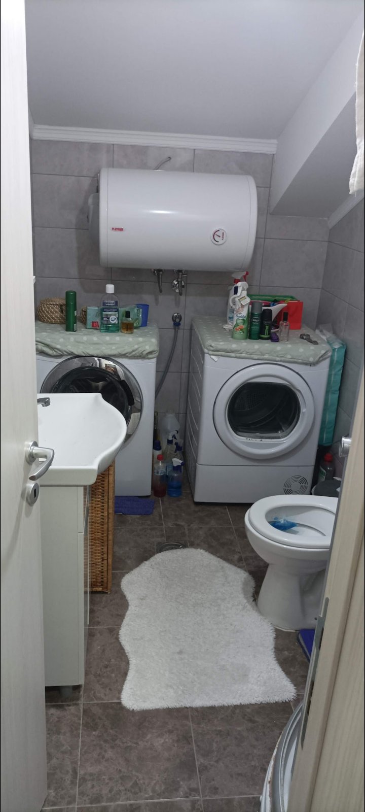 Stan na prodaju u Borci 3