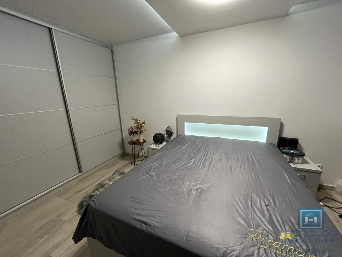 Luksuzan penthouse u širem centru Jagodine 31