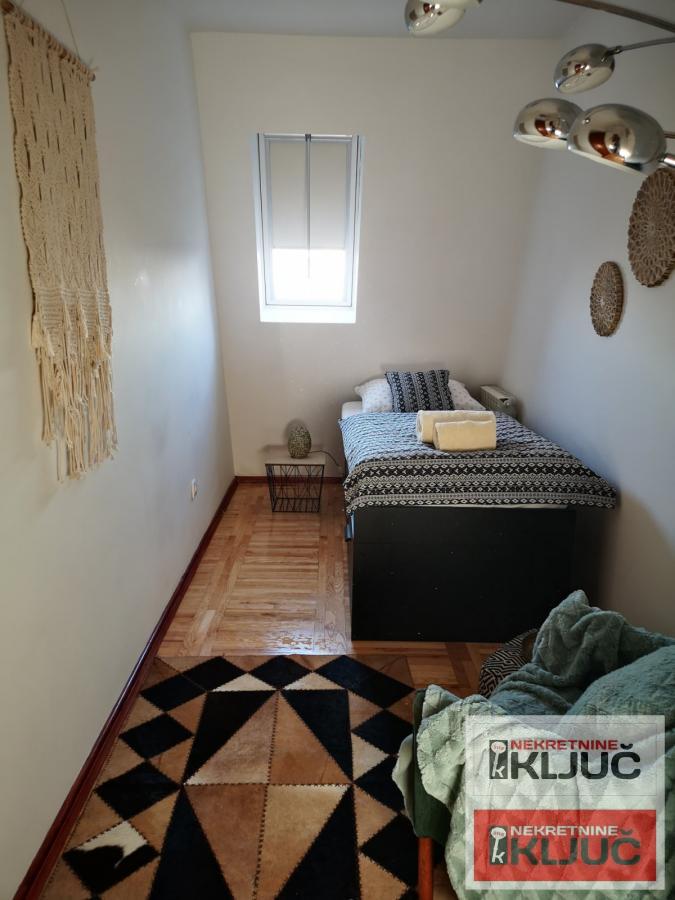 BULEVAR EVROPE, 90m2, Petosoban, Duplex 22