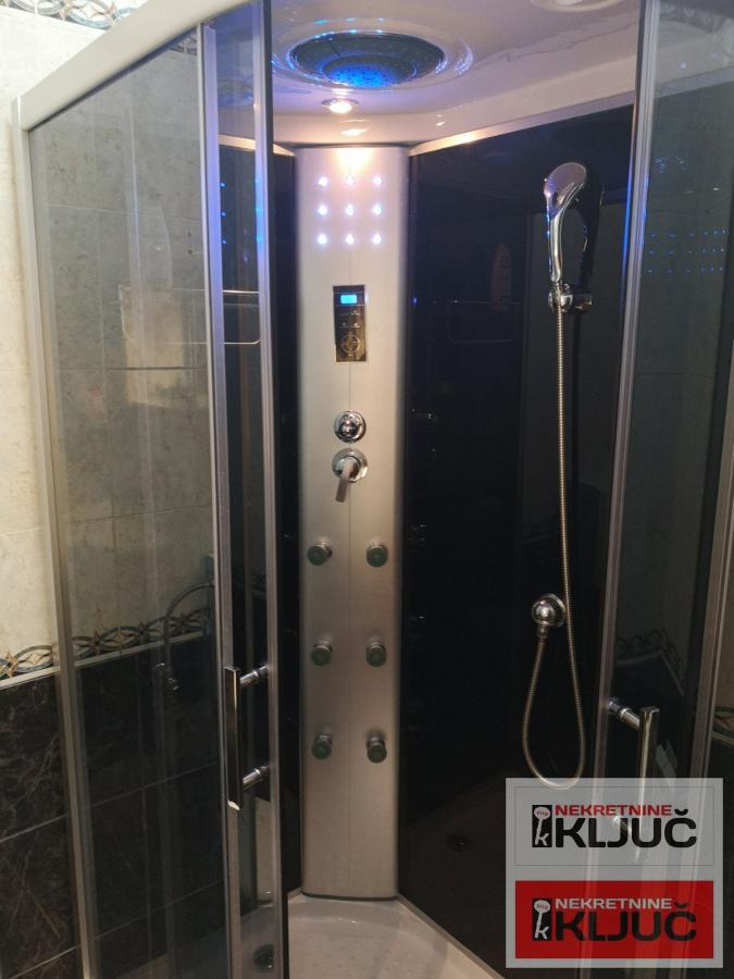 BULEVAR EVROPE, 90m2, Petosoban, Duplex 24