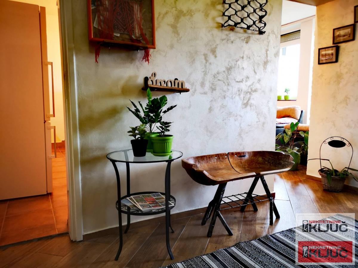 BULEVAR EVROPE, 90m2, Petosoban, Duplex 3