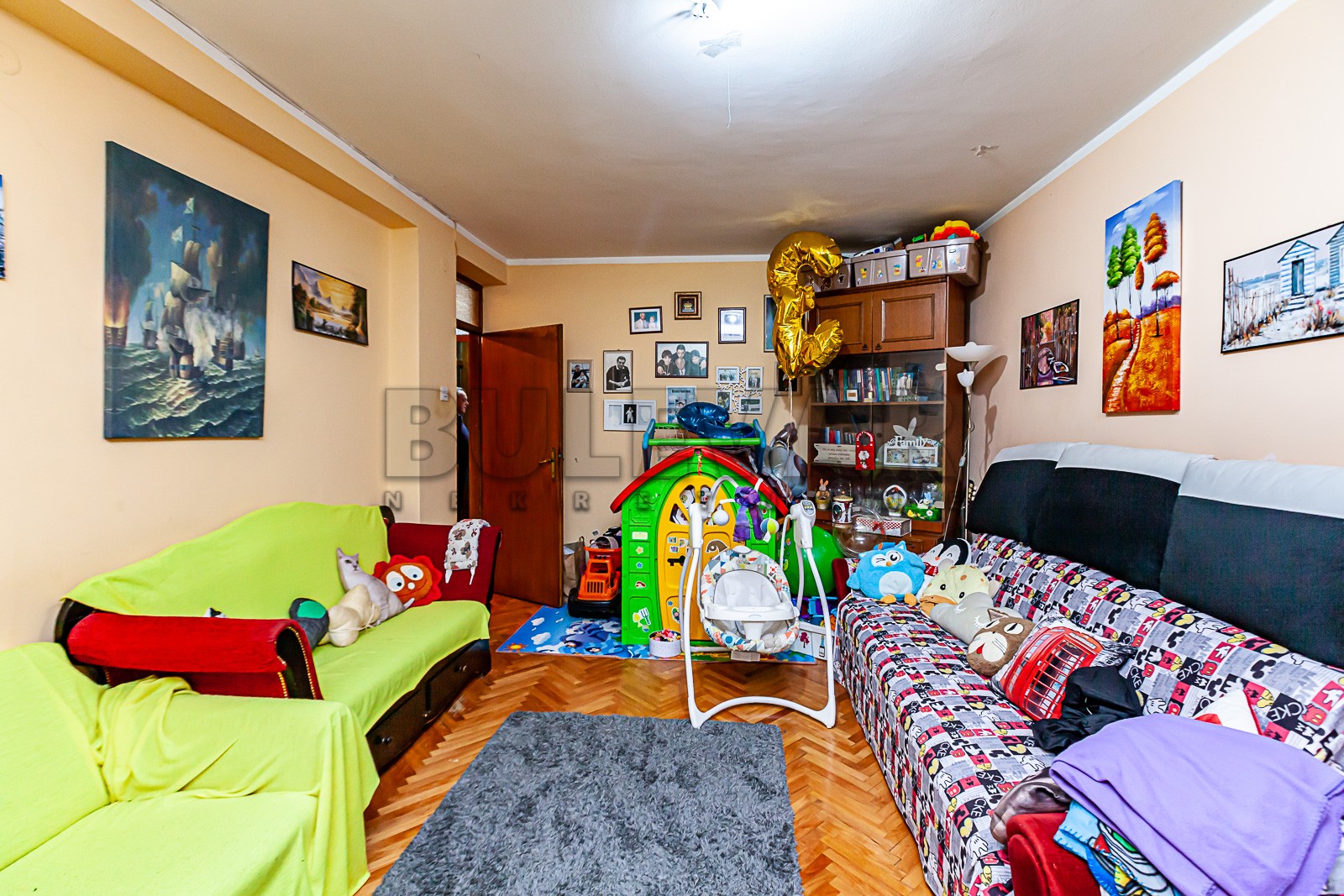 četvorosoban stan, 100 m2, Centar, Sinđelićev trg ID: p-010779 2