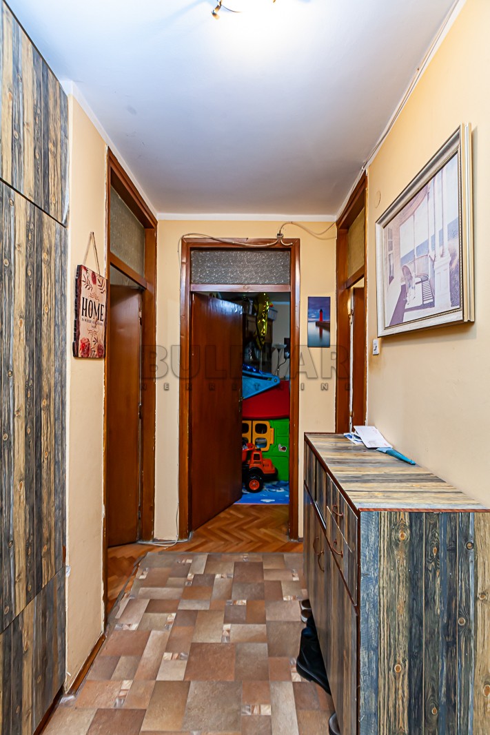 četvorosoban stan, 100 m2, Centar, Sinđelićev trg ID: p-010779 12