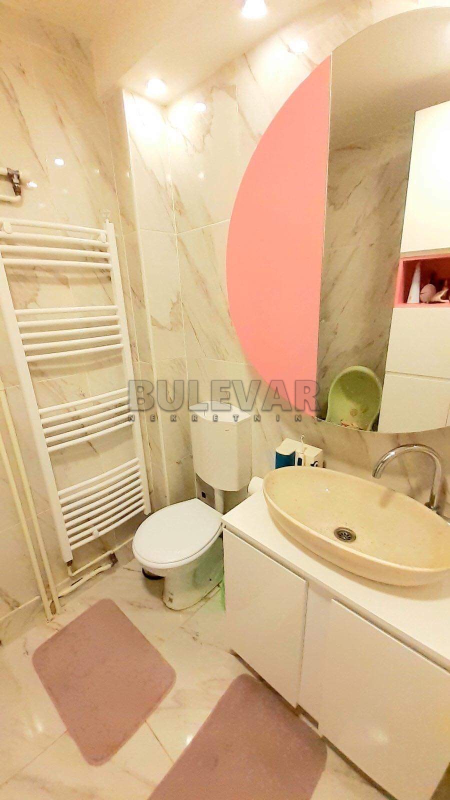 četvorosoban stan, 115 m2, Centar, Trg kralja Aleksandra Ujedinitelja ID: p-09148 17