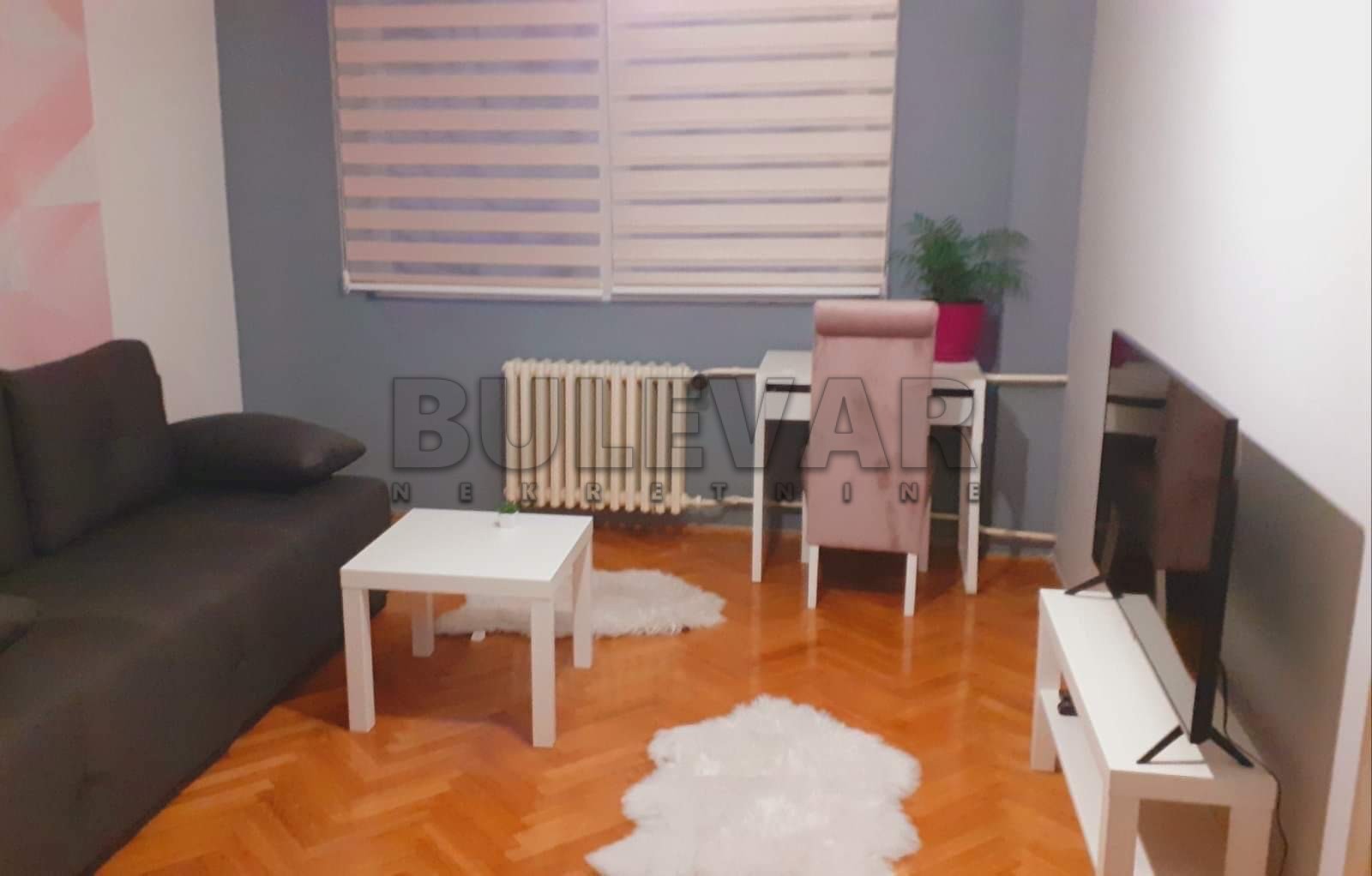 četvorosoban stan, 115 m2, Centar, Trg kralja Aleksandra Ujedinitelja ID: p-09148 20