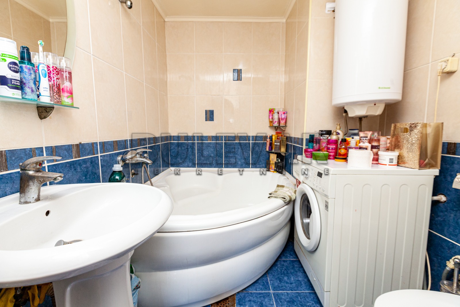 četvorosoban stan, 120 m2, Centar, Kralja Stefana Prvovenčanog ID: p-06061 9