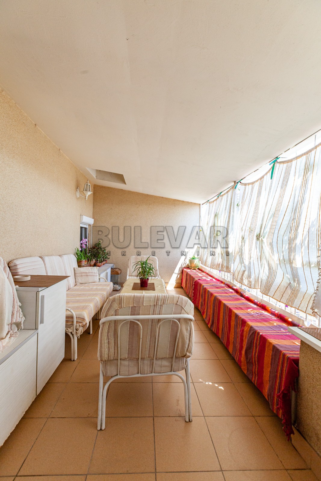 četvorosoban stan, 120 m2, Centar, Kralja Stefana Prvovenčanog ID: p-06061 13