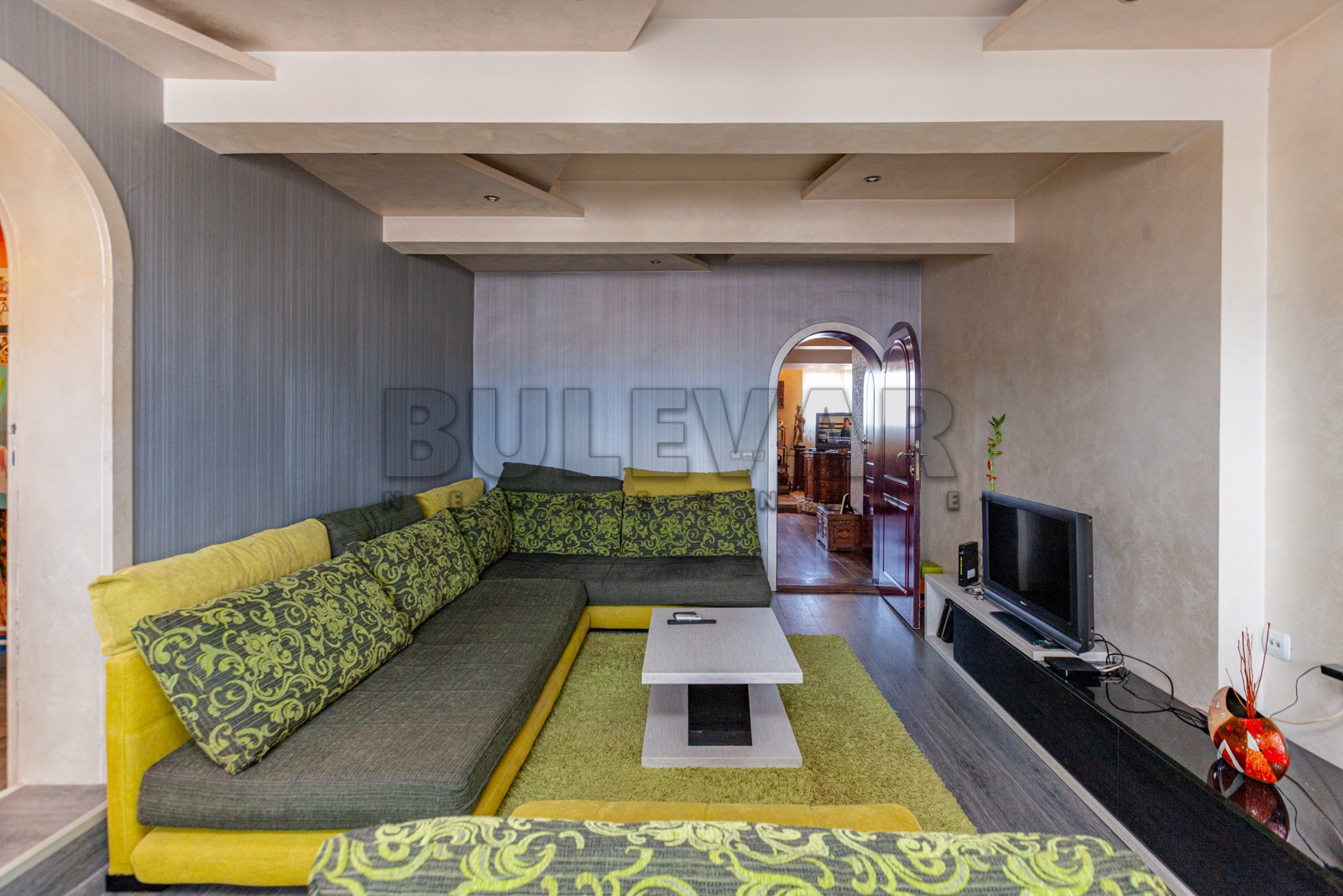 četvorosoban stan, 120 m2, Centar, Kralja Stefana Prvovenčanog ID: p-06061 19