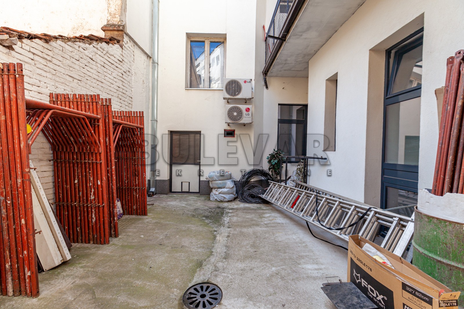 četvorosoban stan, 140 m2, Centar, Hajduk Veljkova ID: p-05419 21