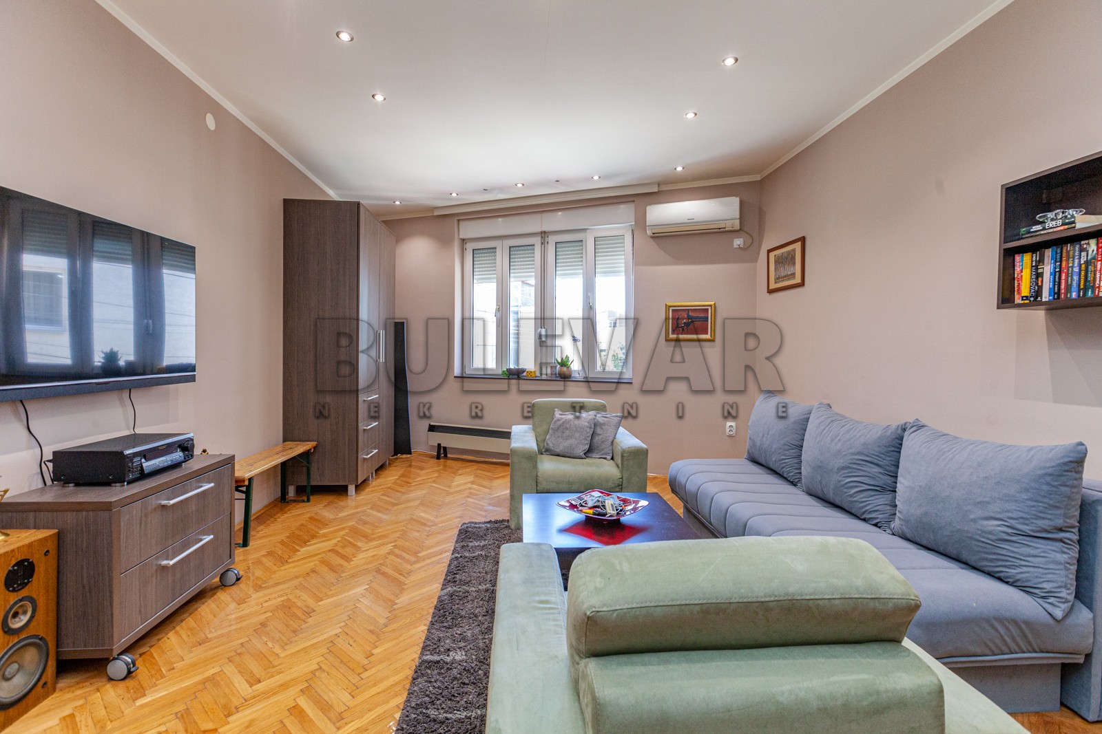 četvorosoban stan, 140 m2, Centar, Hajduk Veljkova ID: p-05419 2