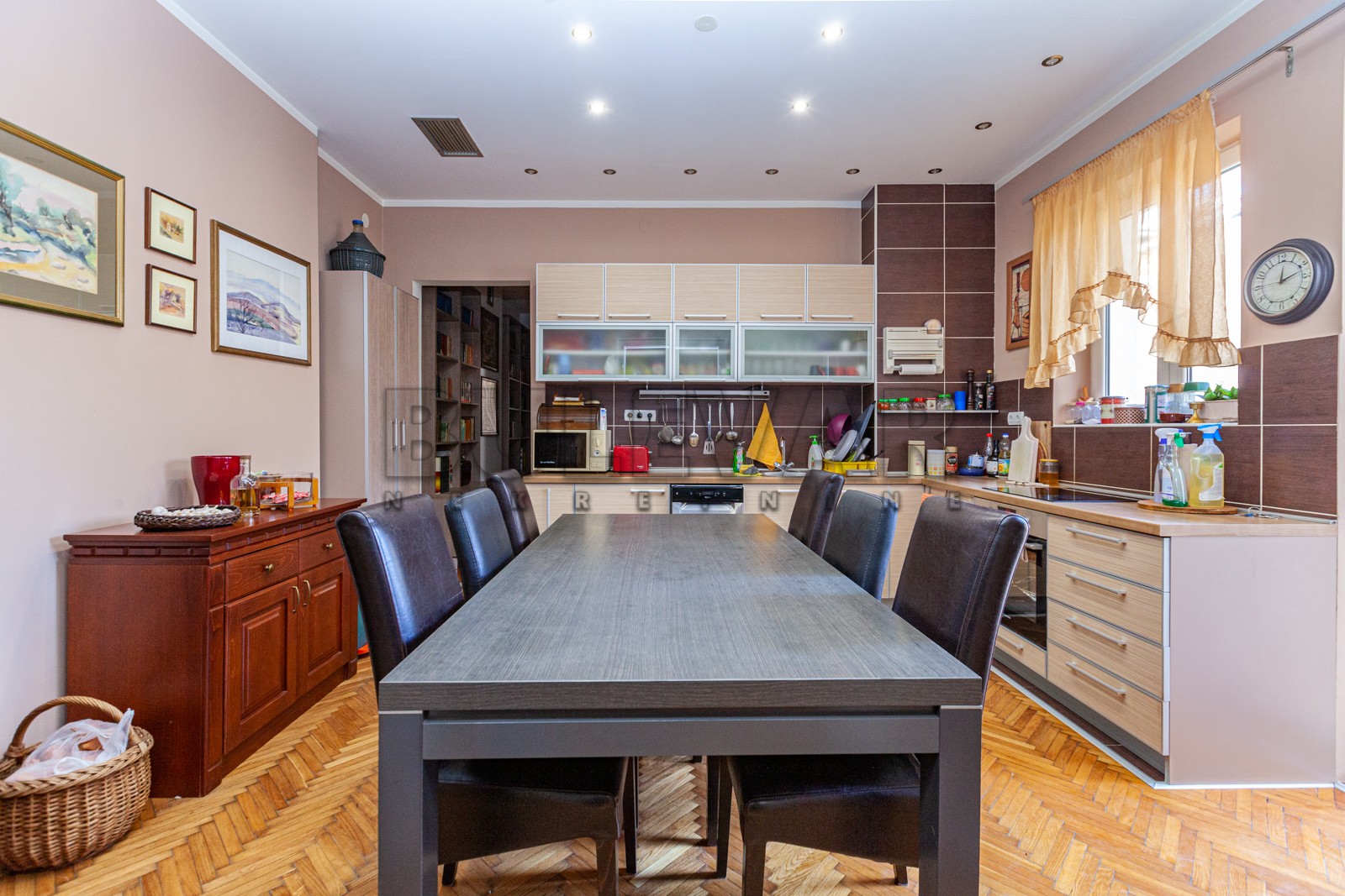 četvorosoban stan, 140 m2, Centar, Hajduk Veljkova ID: p-05419 9