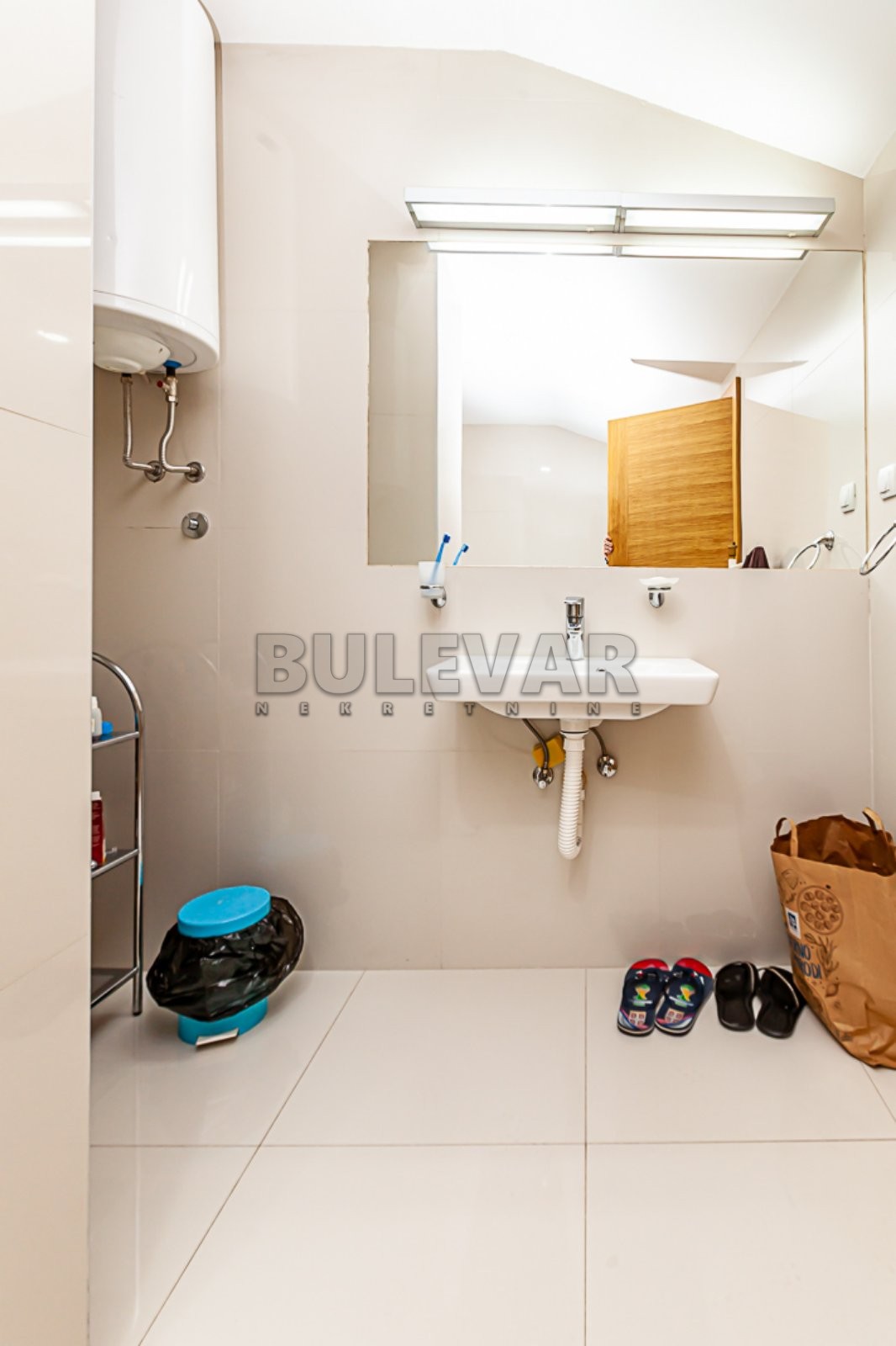 četvorosoban stan, 142 m2, Ćele kula, Nikole Kopernika ID: p-011262 14