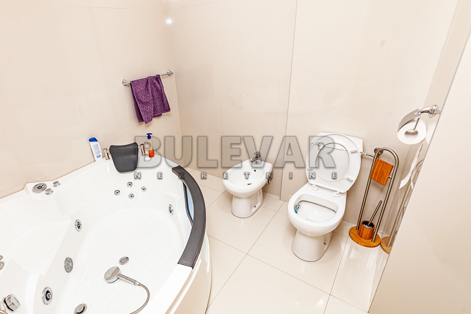 četvorosoban stan, 142 m2, Ćele kula, Nikole Kopernika ID: p-011262 17