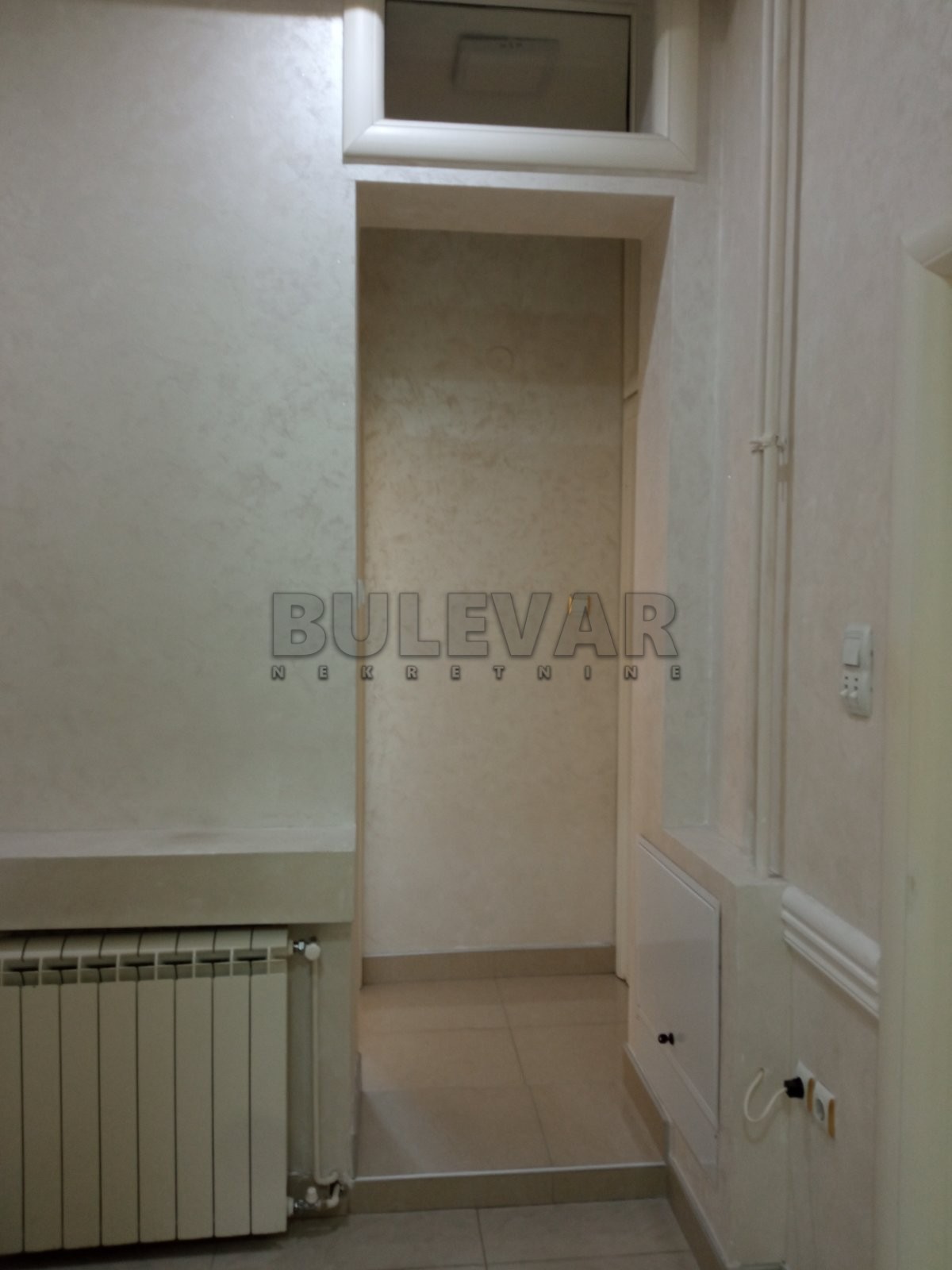četvorosoban stan, 155 m2, Centar, 27. marta ID: i-010746 5