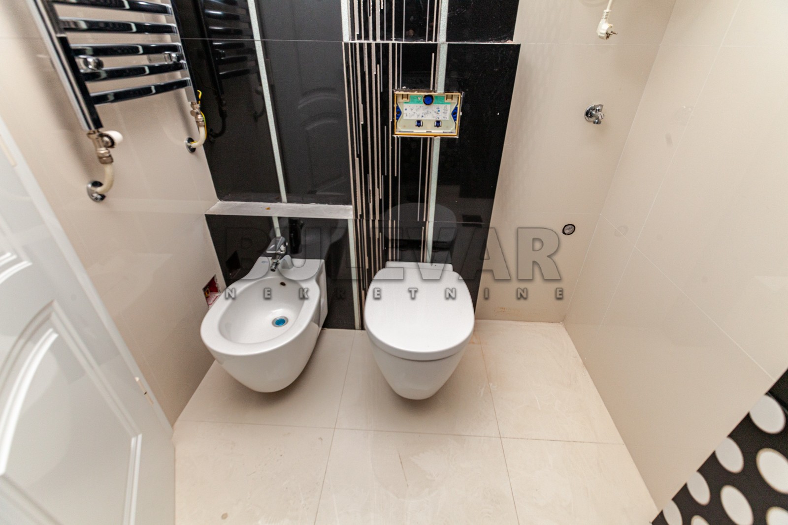 četvorosoban stan, 155 m2, Centar, Stanoja Bunuševca ID: p-05541 10