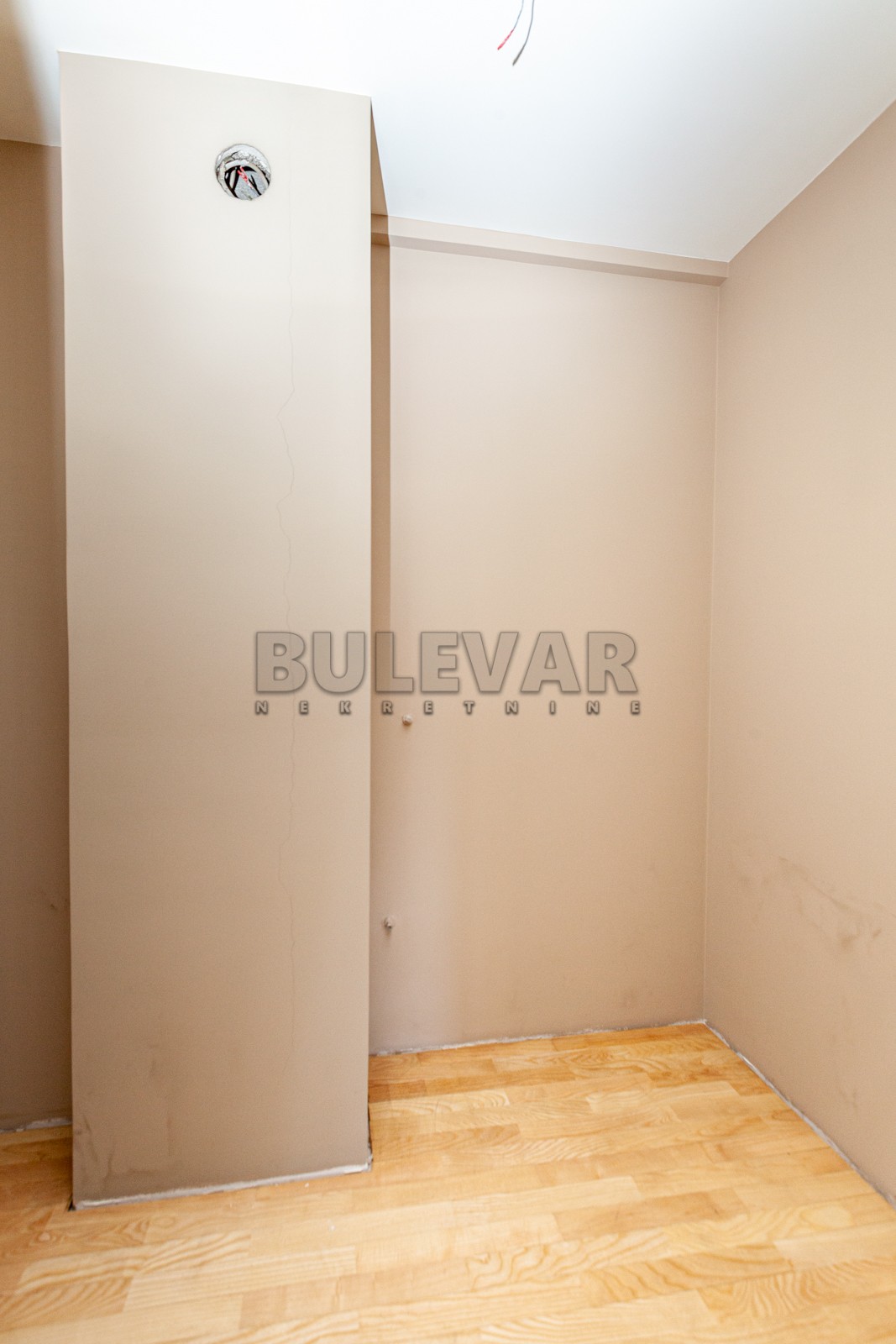 četvorosoban stan, 155 m2, Centar, Stanoja Bunuševca ID: p-05541 6