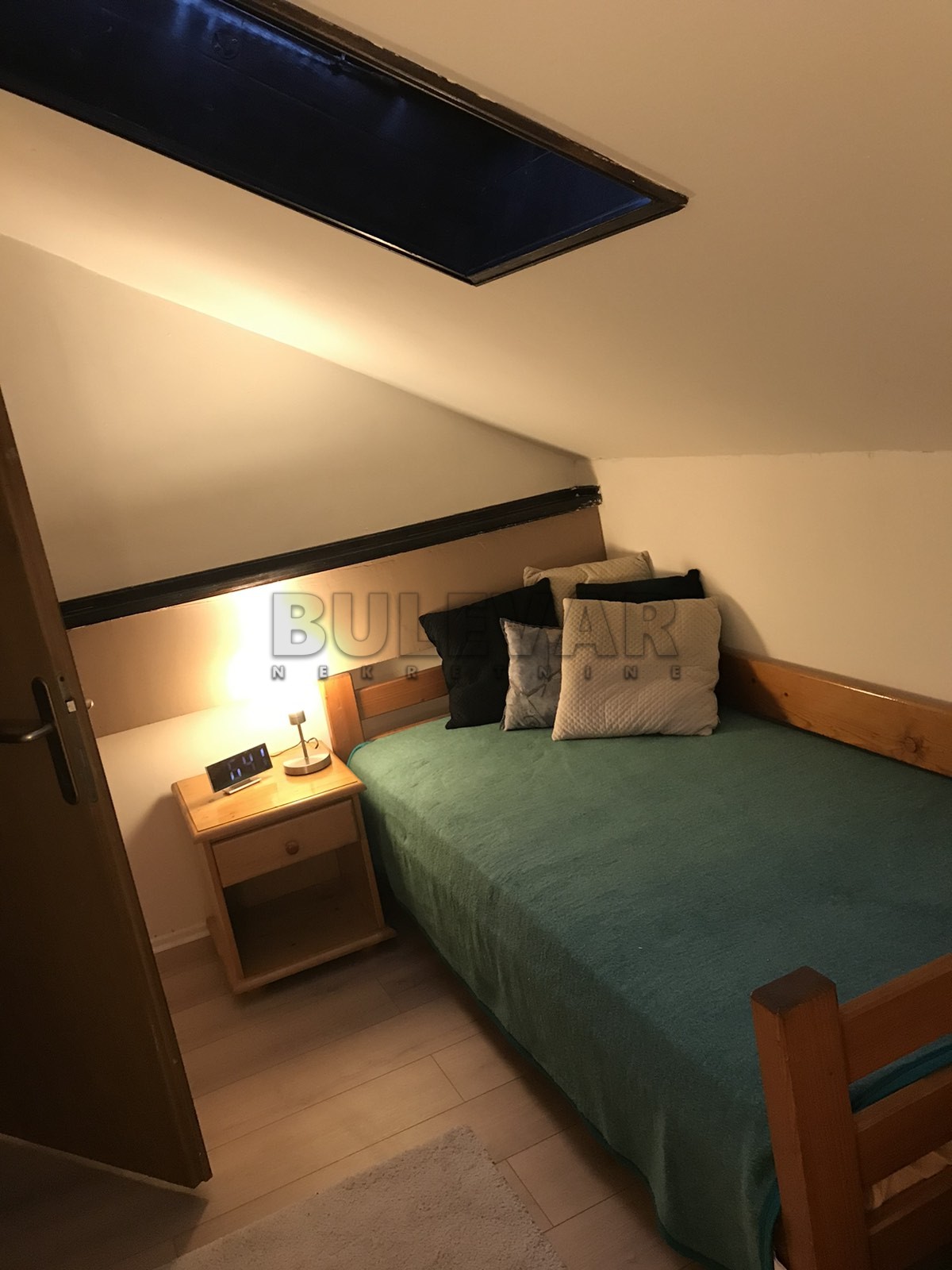 četvorosoban stan, 160 m2, Centar, Karađorđeva ID: p-07595 9