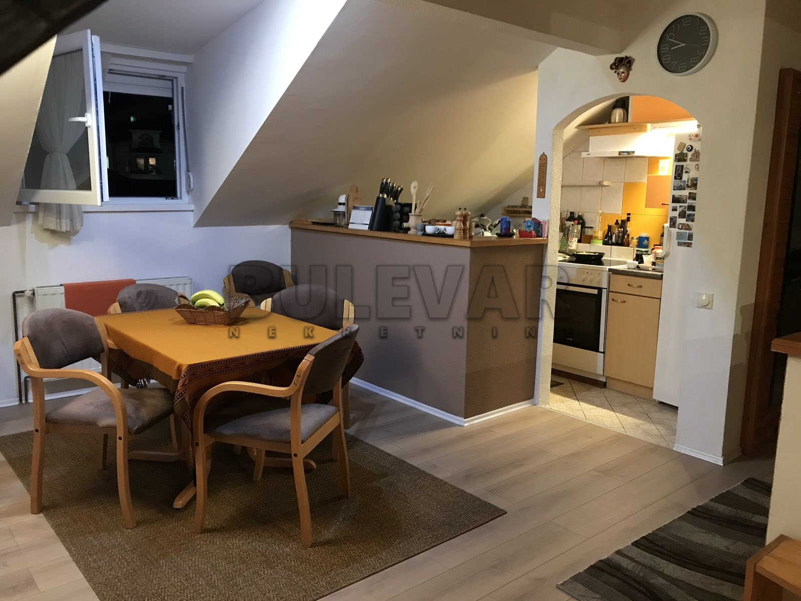 četvorosoban stan, 160 m2, Centar, Karađorđeva ID: p-07595 3