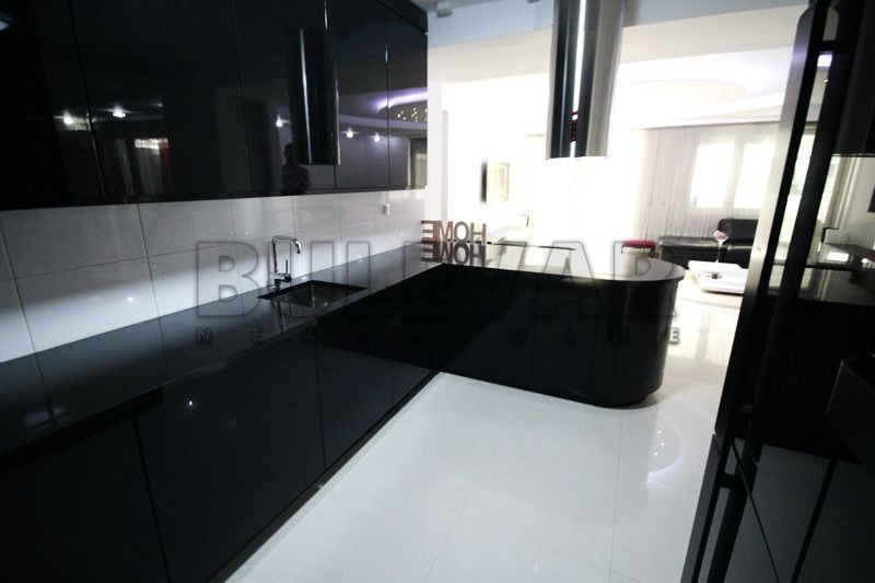 četvorosoban stan, 186 m2, Medijana, Cara Dušana ID: p-0682 7