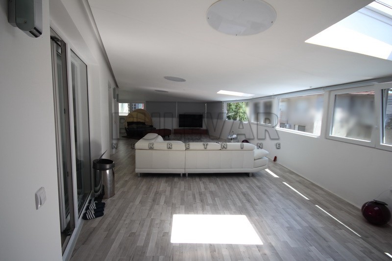 četvorosoban stan, 186 m2, Medijana, Cara Dušana ID: p-0682 9