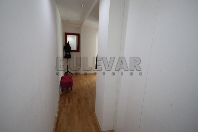 četvorosoban stan, 186 m2, Medijana, Cara Dušana ID: p-0682 15