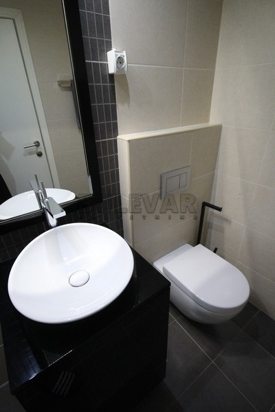 četvorosoban stan, 186 m2, Medijana, Cara Dušana ID: p-0682 21