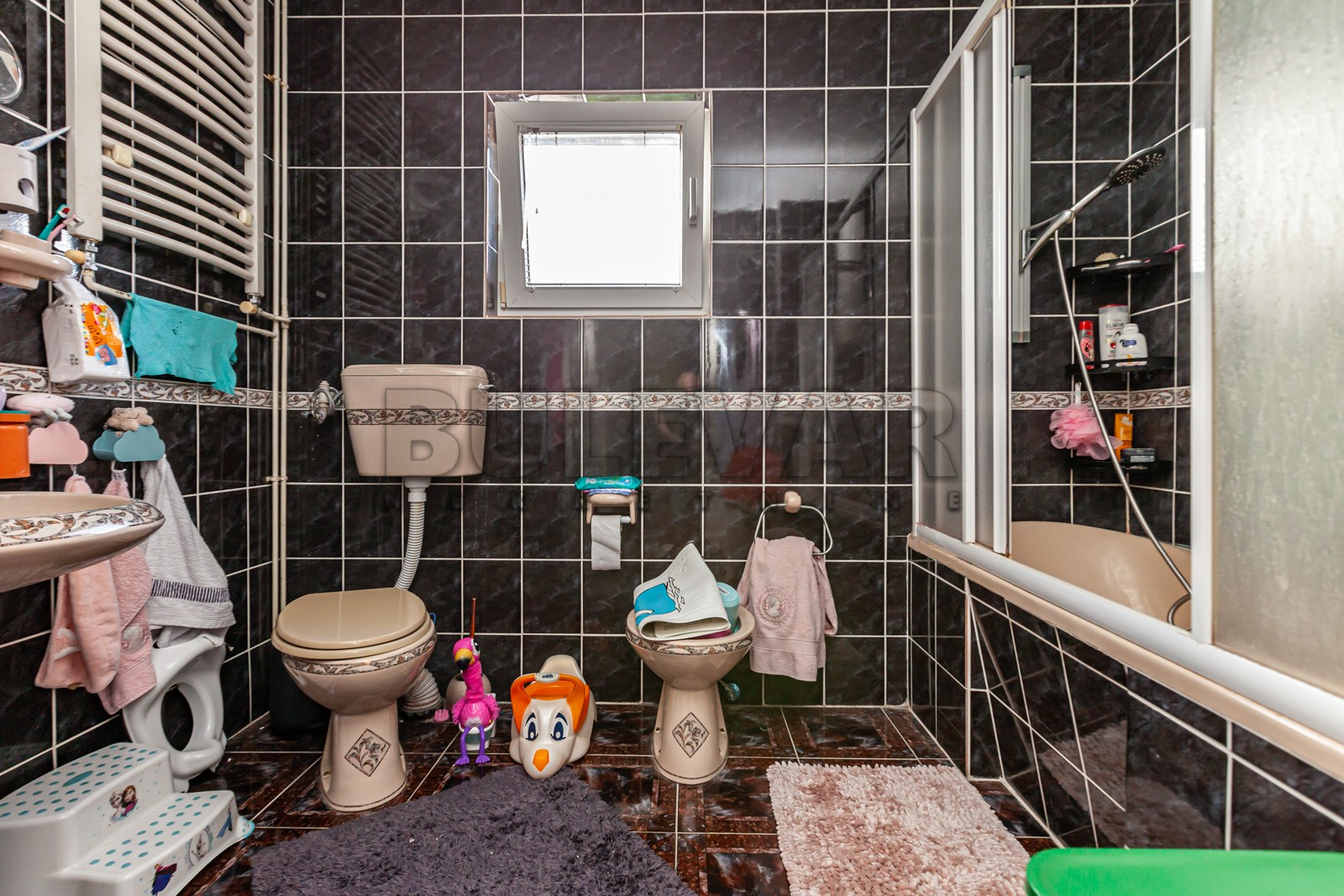 četvorosoban stan, 200 m2, Bulevar Nemanjića, Bulevar Nemanjića ID: p-08729 22