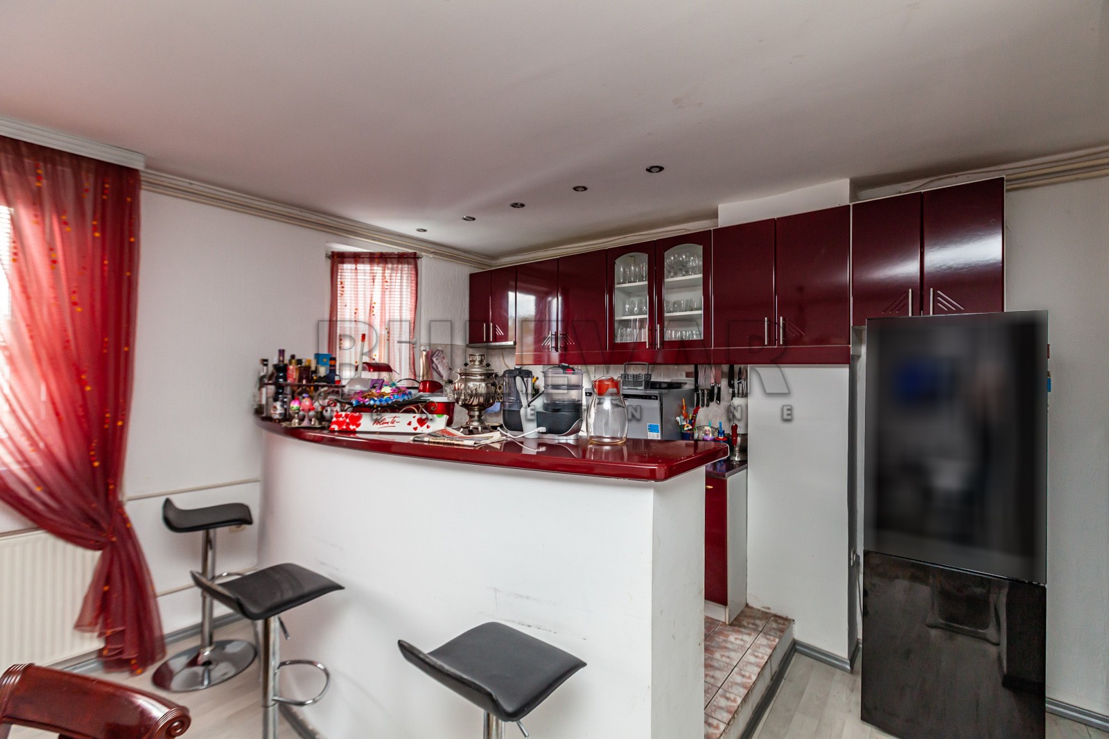 četvorosoban stan, 200 m2, Bulevar Nemanjića, Bulevar Nemanjića ID: p-08729 11